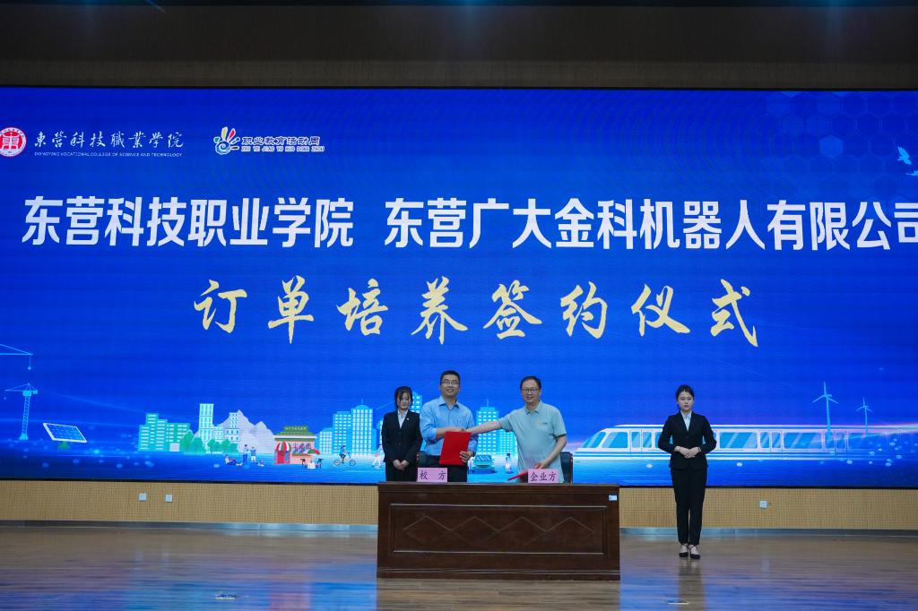 說(shuō)明: http://www.axcuq.cn/__local/C/52/65/2DB8E94919F3CF1349272E3A58E_77B472A3_17D01.jpg